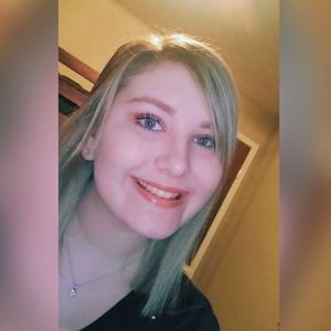 Meet your Posher, Micayla